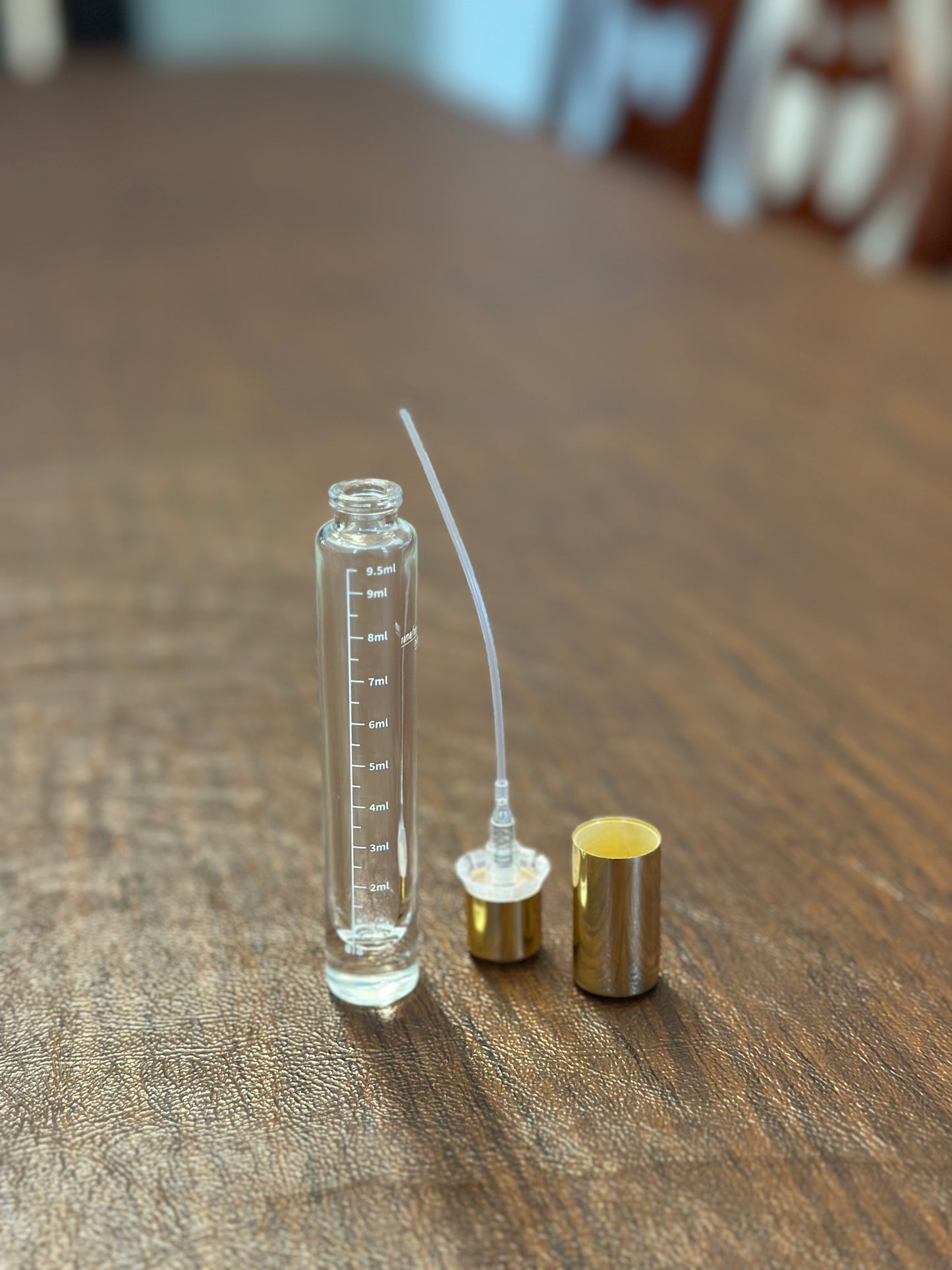9.9ml evrair thick semi pressurized decant bottle