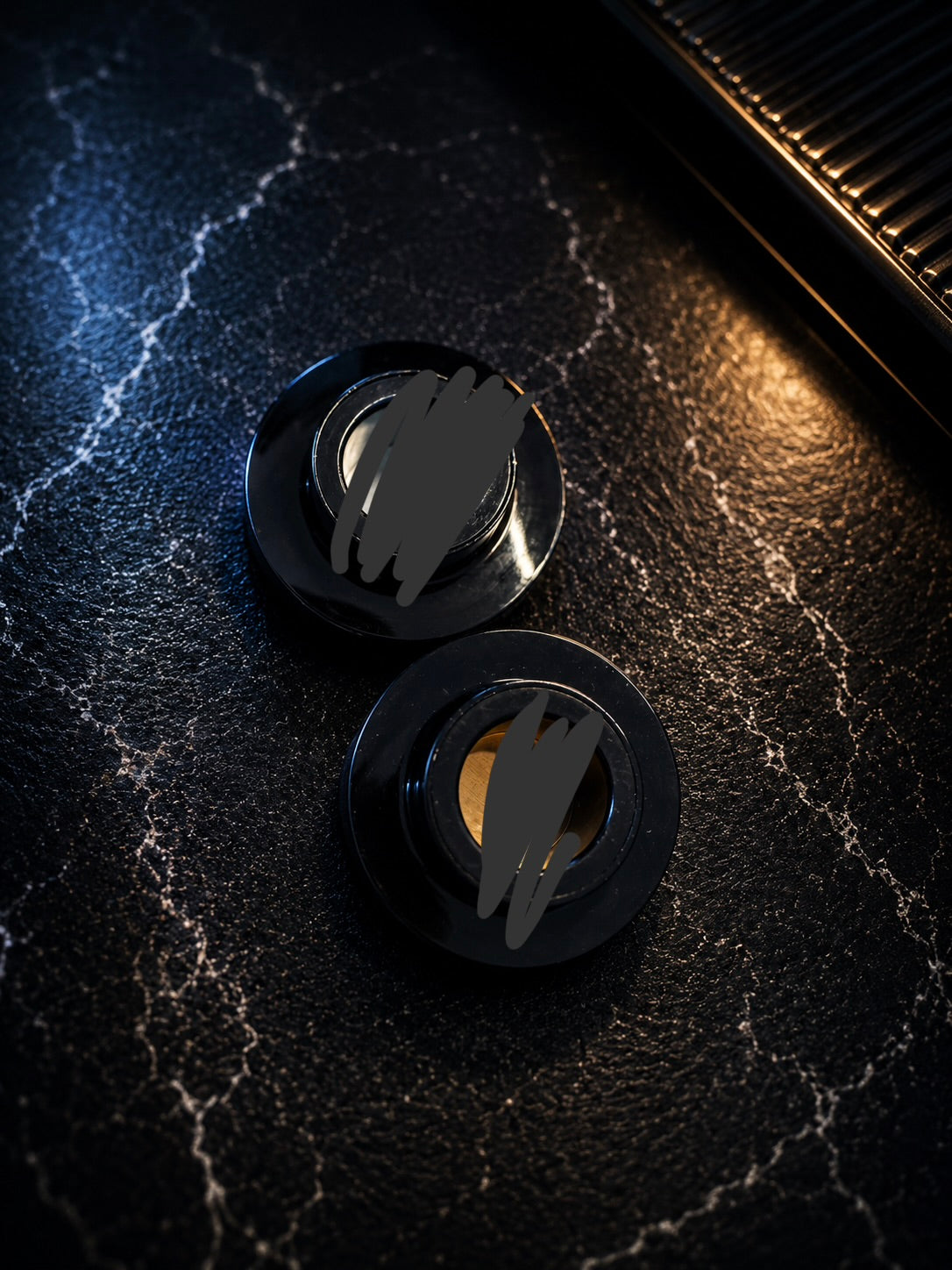 Magnetic Cap